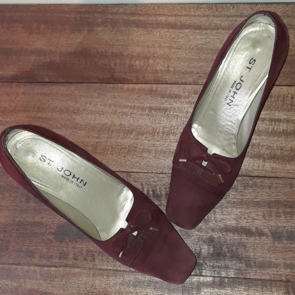 St John Burgundy wine Velvet 2 1/4" Heels - Picture 4 of 8
